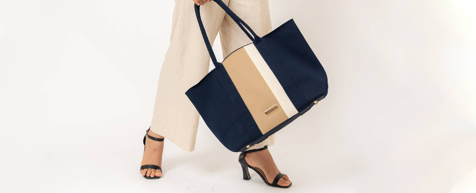 Stylish, Washable, Rain-Ready: Handbag Care Tips for India’s Monsoon